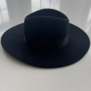 Brixton 100% Wool Felt Stylish  Hat. Worn Once!